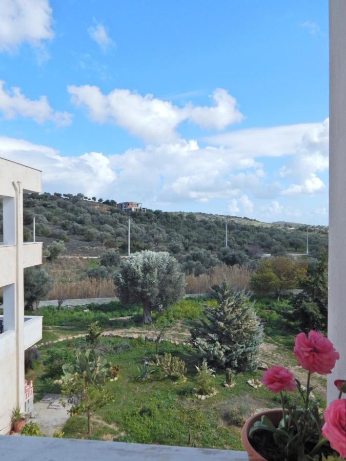Ferienwohnung Οδυσσεια, Κοντά Σε Αεροδρόμιο, Λιμάνια Και Θάλασσες Keratea Exterior foto