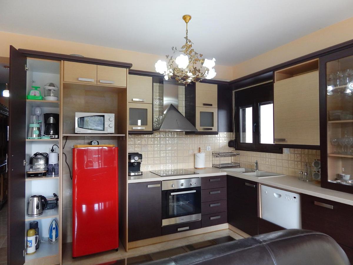 Ferienwohnung Οδυσσεια, Κοντά Σε Αεροδρόμιο, Λιμάνια Και Θάλασσες Keratea Exterior foto