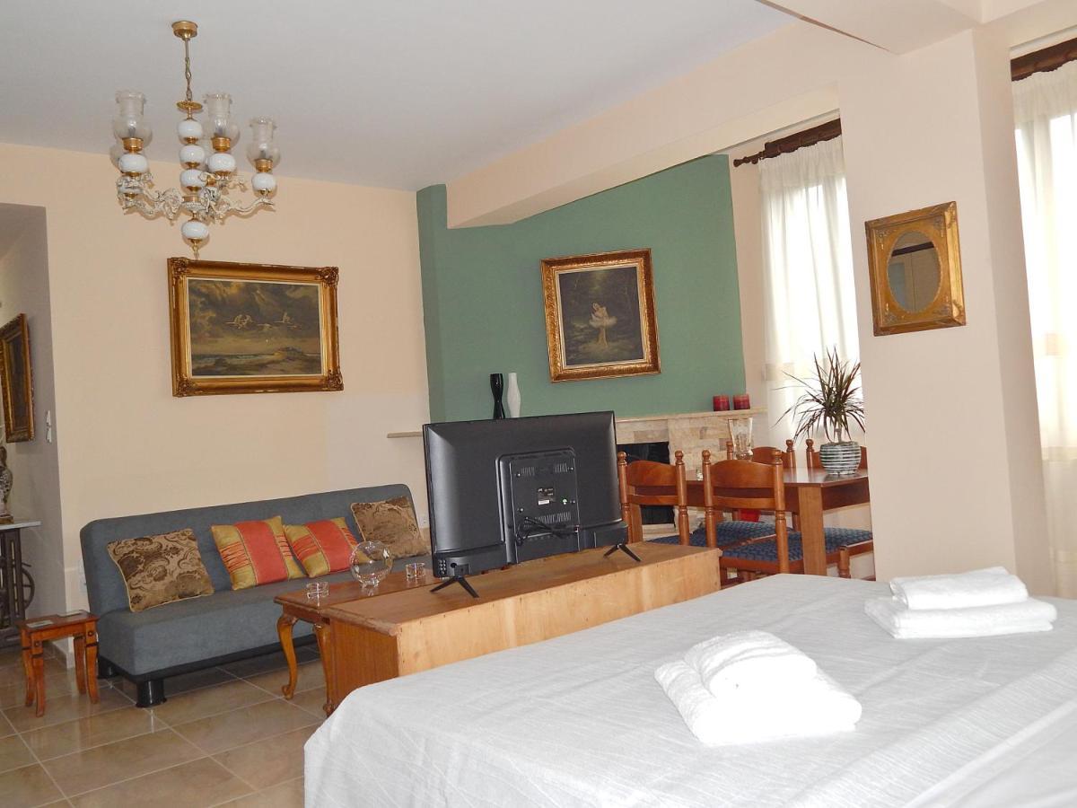 Ferienwohnung Οδυσσεια, Κοντά Σε Αεροδρόμιο, Λιμάνια Και Θάλασσες Keratea Exterior foto